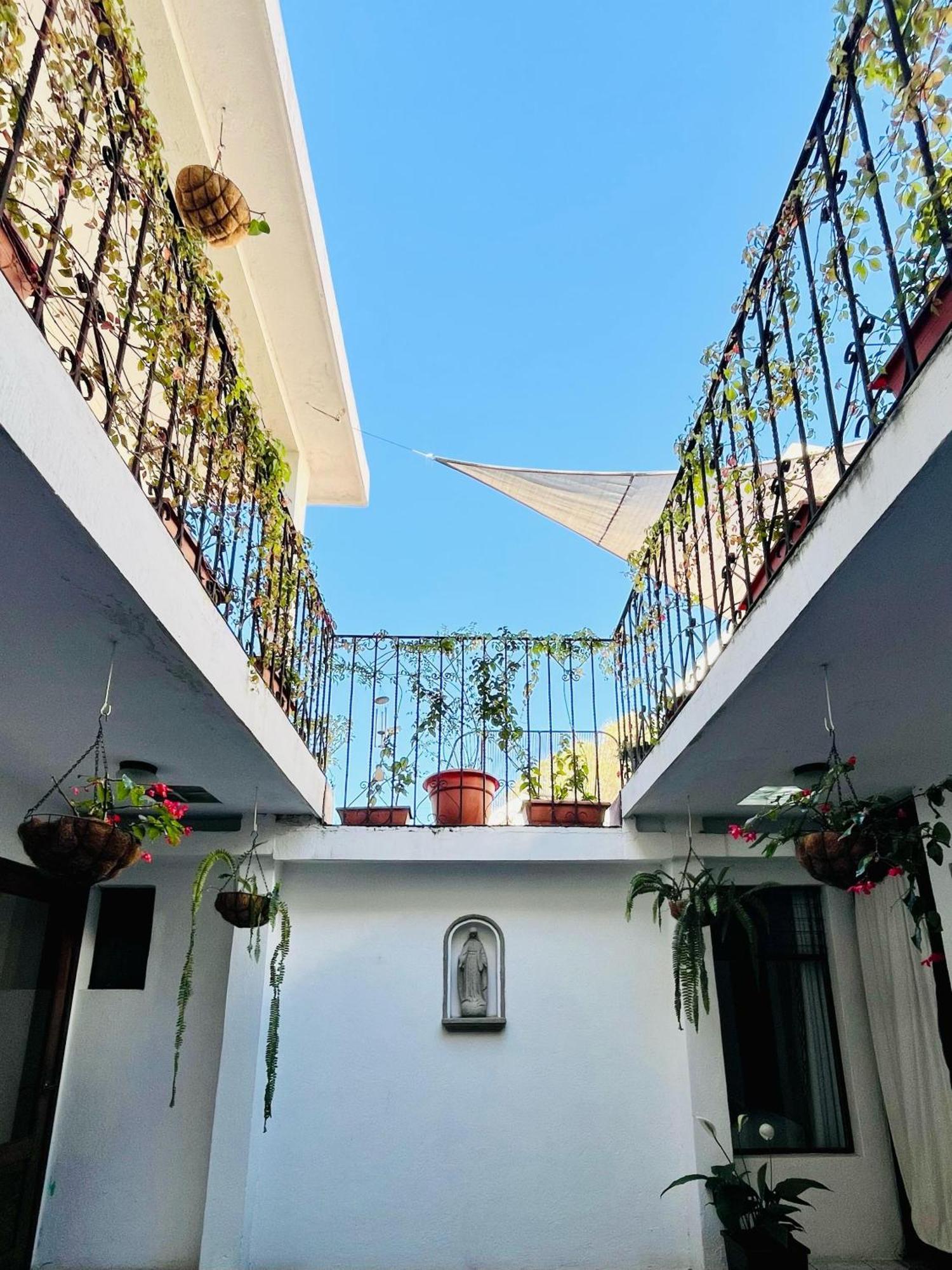 Casa Ela Bed & Breakfast Antigua Exterior photo
